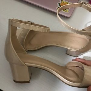 Nude Short Heels size: 7 1/2